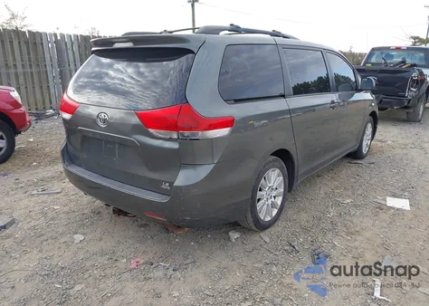 2011 Toyota Sienna Le from USA, damaged, VIN 5TDJK3DC3BS020621